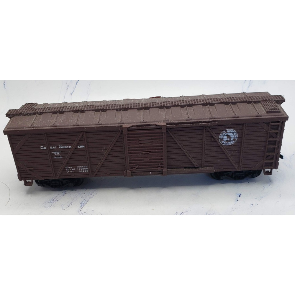 Life-Like HO Scale Wooden Box Car Great Northern GN #5718